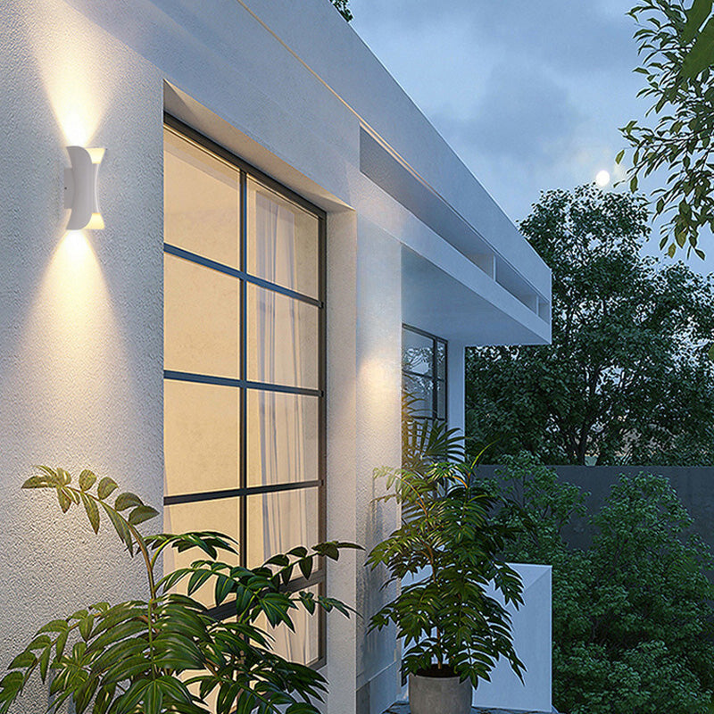 Arcora Curve Outdoor LED Wall Light — Hardwired, IP65 - Desfino