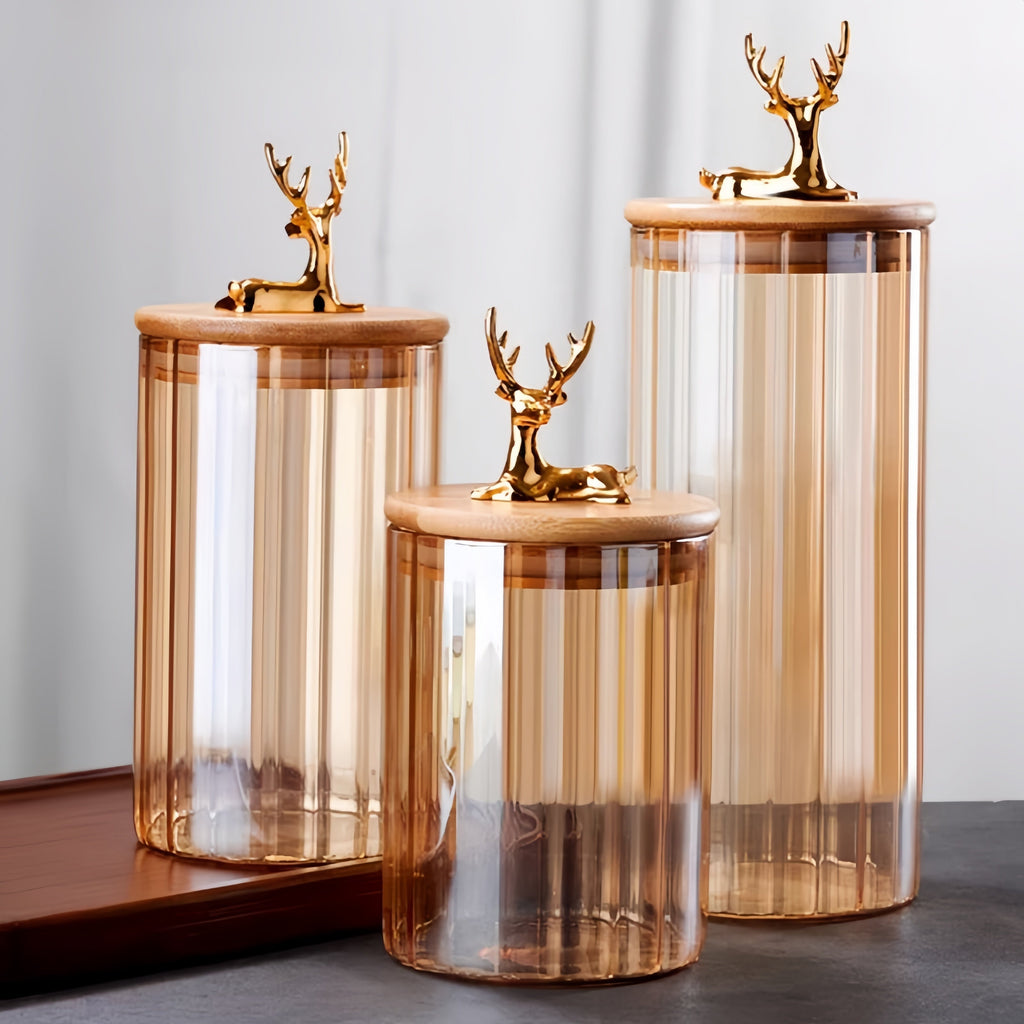 Elowen voorraadpotten van amberkleurig glas, set van 3, gouden deksels met hertmotief, luchtdichte sluitingen - Desfino