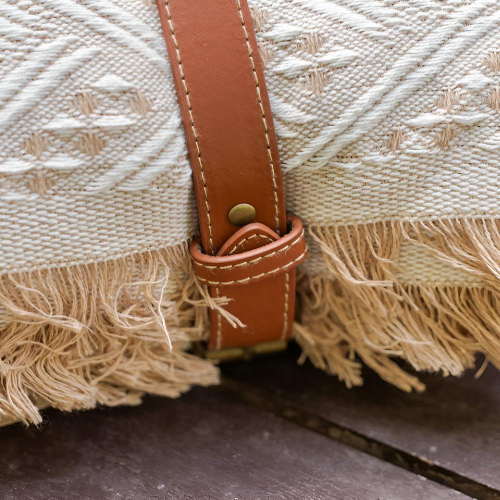 Verdant Trail Cozy Picnic Mat — Waterproof, Durable, Portable - Desfino