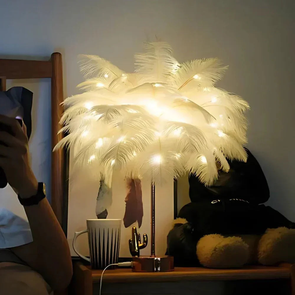 Lampă cu efect de strălucire FeatherLuxe — lumină ambientală blândă, inspirată de pene - Desfino