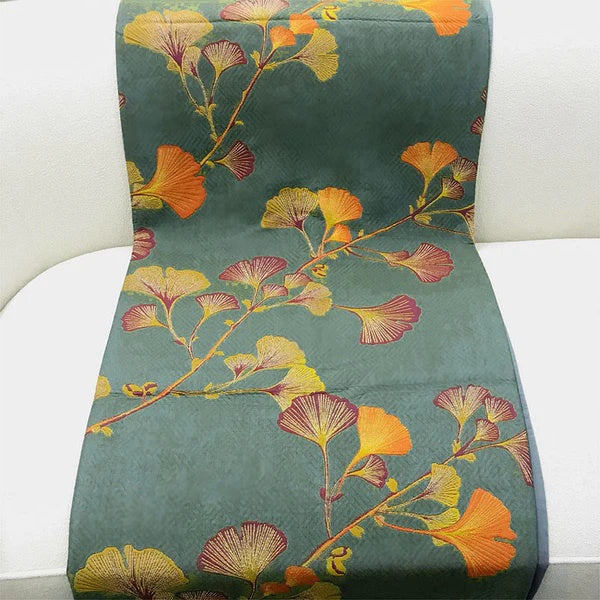 Couvre-lit jacquard réversible douillet Liora, motif de feuilles de ginkgo en silhouette | Desfino