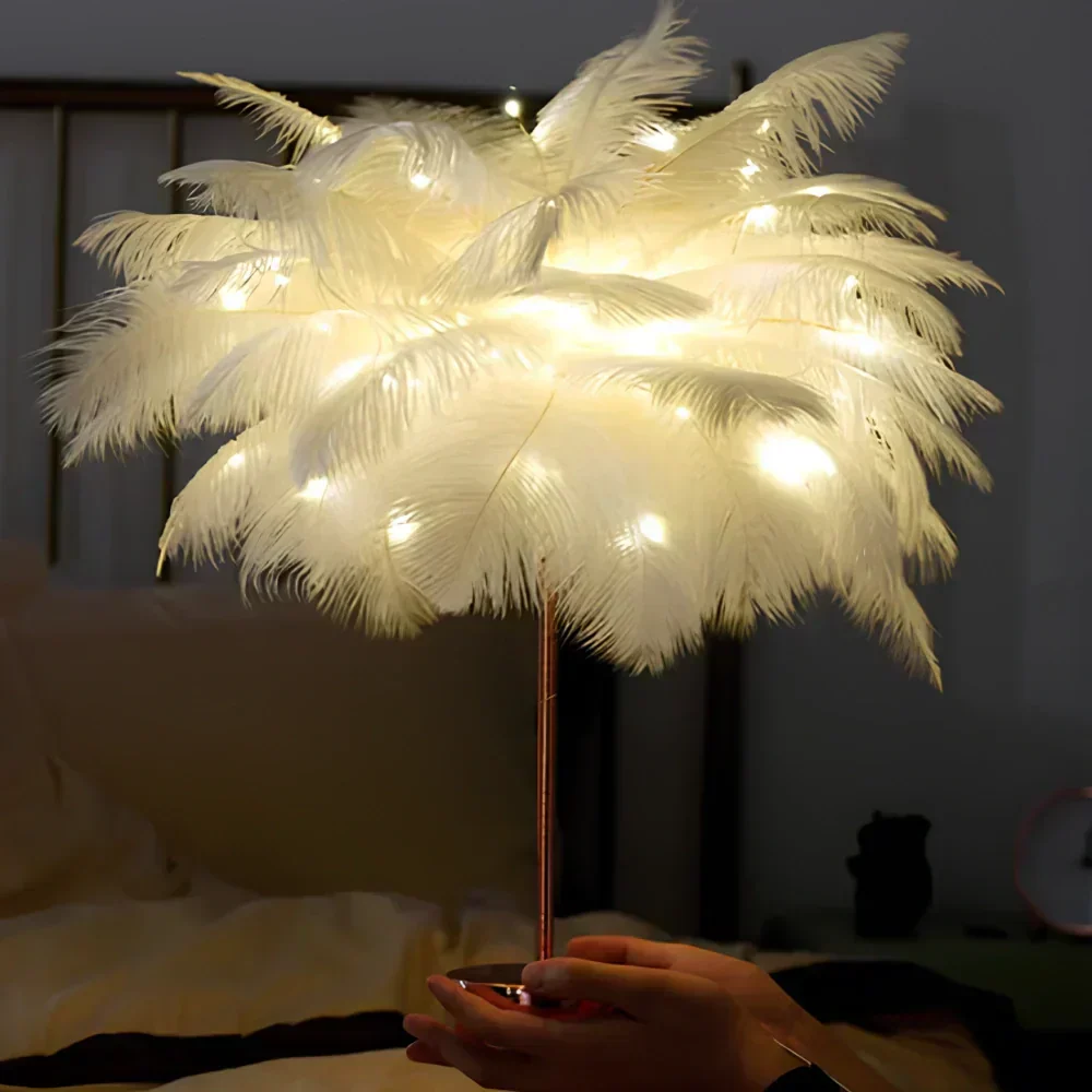 Lampă cu efect de strălucire FeatherLuxe — lumină ambientală blândă, inspirată de pene - Desfino