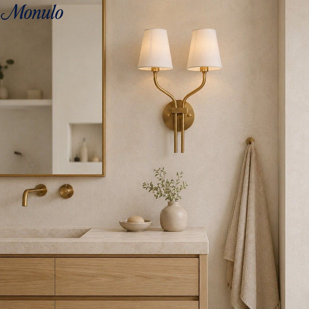 Nástěnná lampa inspirovaná hotely, pozlacená — dvojitá hlava, dvousvětelný design