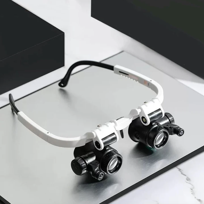 ClariVue LED-Lupenbrille mit einstellbarer Helligkeit – duales Beleuchtungsdesign