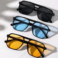 Vespera Horizon unisexsolbriller — UV400, levende farver - Desfino