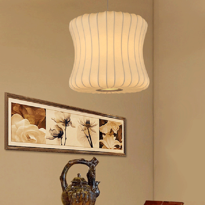 Vintage-LED-Pendelleuchte aus Seide in Laternenform | Desfino
