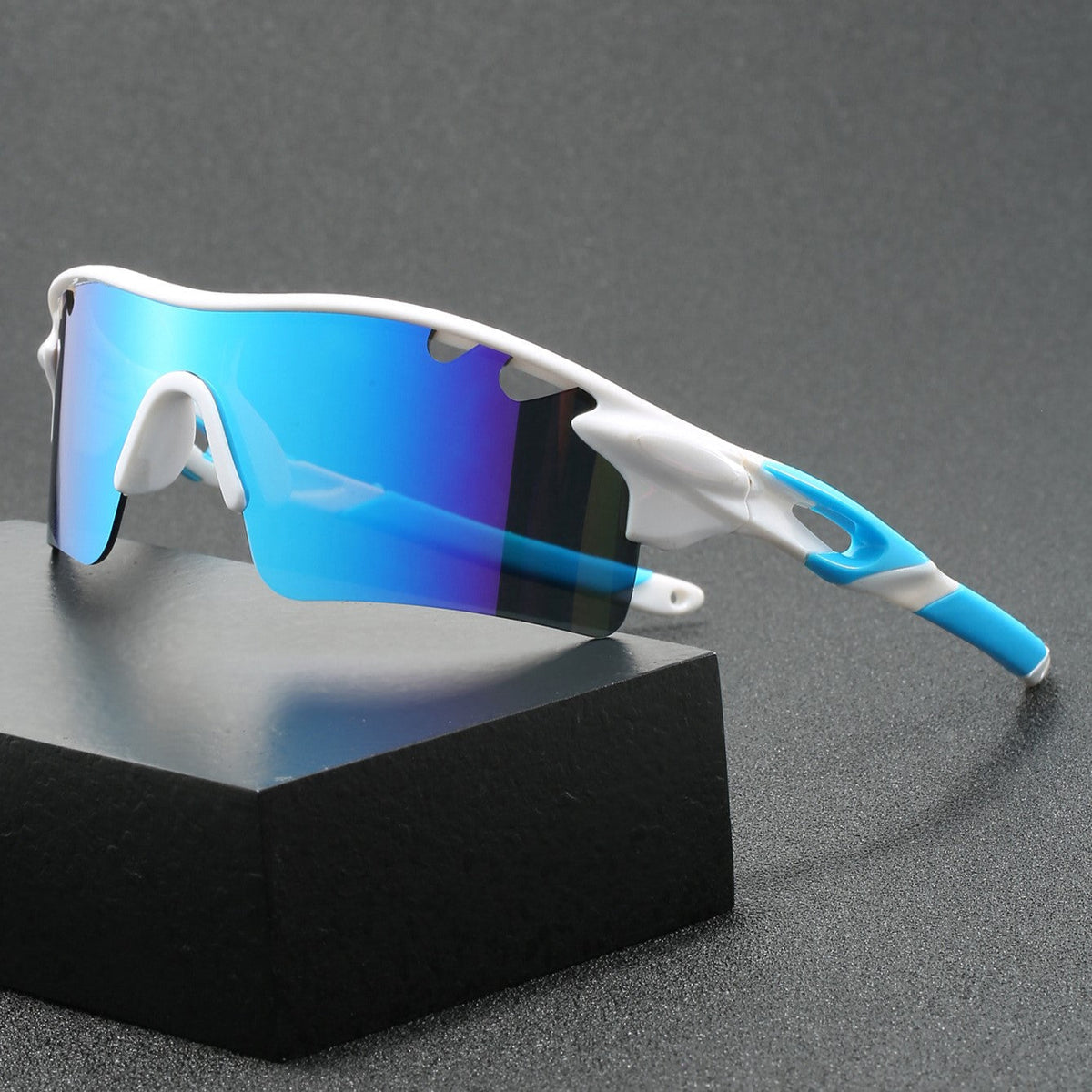Kairo aktiva sportsolglasögon — UV400, halkfri säker passform - Desfino