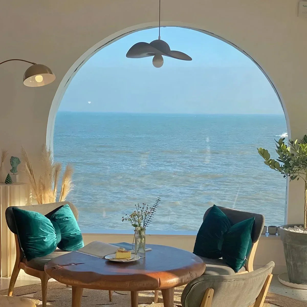 Straw Hat Acoustic Pendant Light for Dining room | Desfino