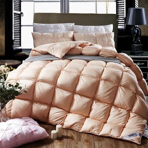 AuroraNest Cozy Down Blanket — Elegant Warmth for Restful Nights - Desfino