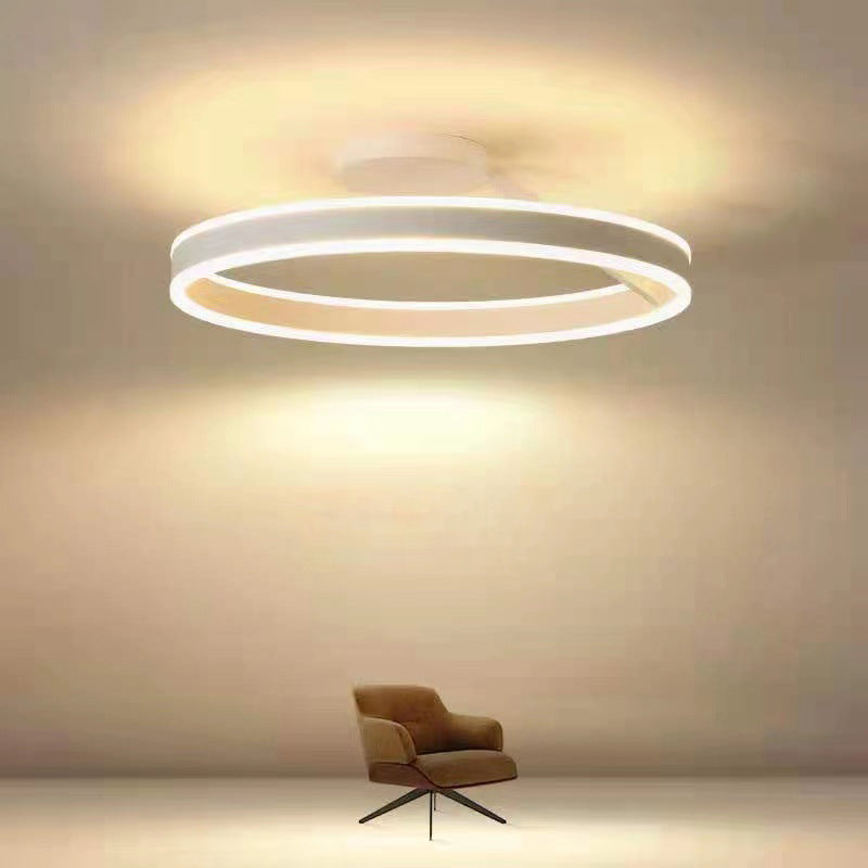 Zlaté stropní LED svítidlo AureliaGlow — moderní elegantní design | Desfino