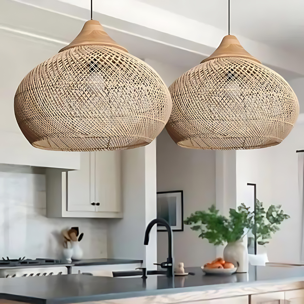 Aurelia Ręcznie wyplatana rattanowa lampa wisząca — nastrojowa lampa boho - Desfino