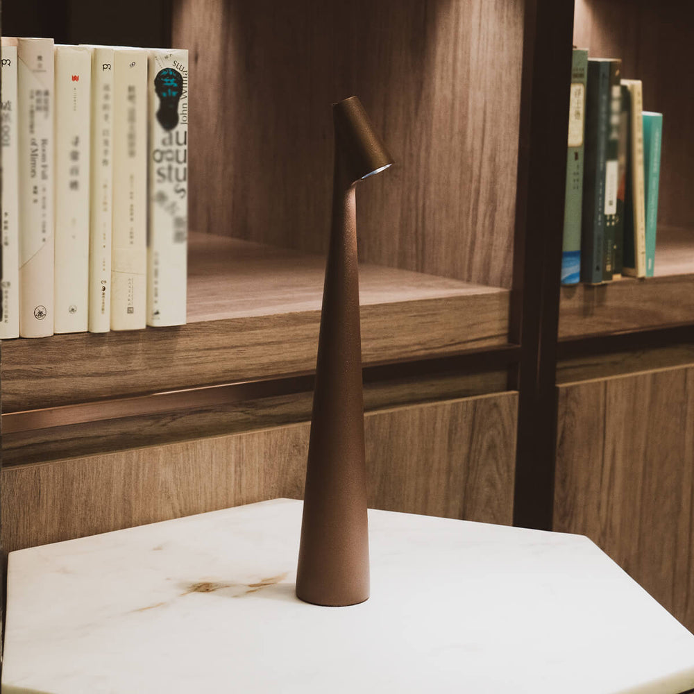 Lampada da tavolo LED ricaricabile Nordic — Luce d'accento senza fili - Desfino