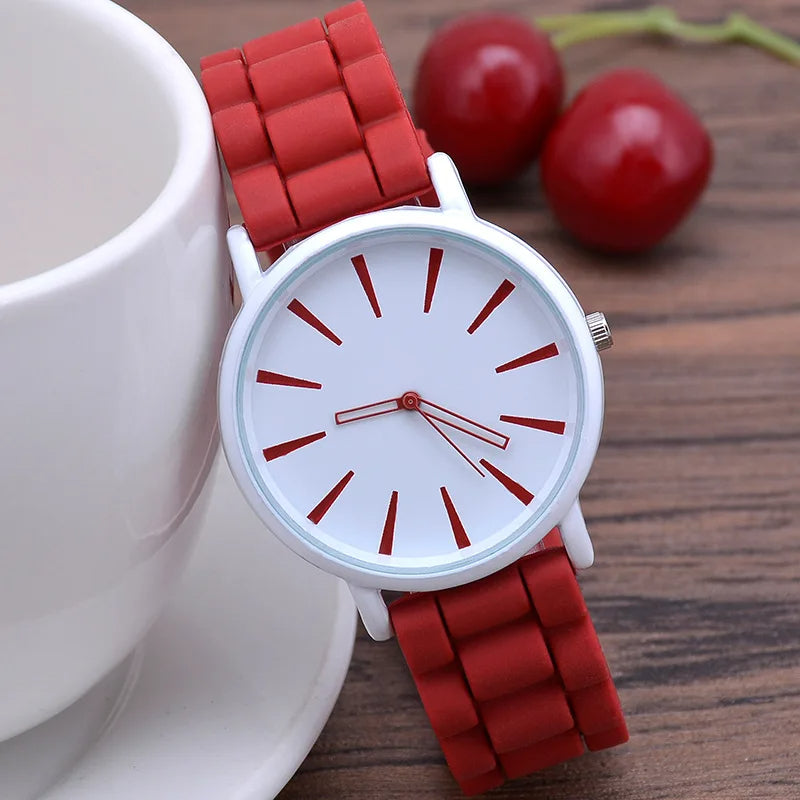 KairoHue Quartz Wristwatch — Clean Dial, Silicone Strap, Buckle Clasp - Desfino