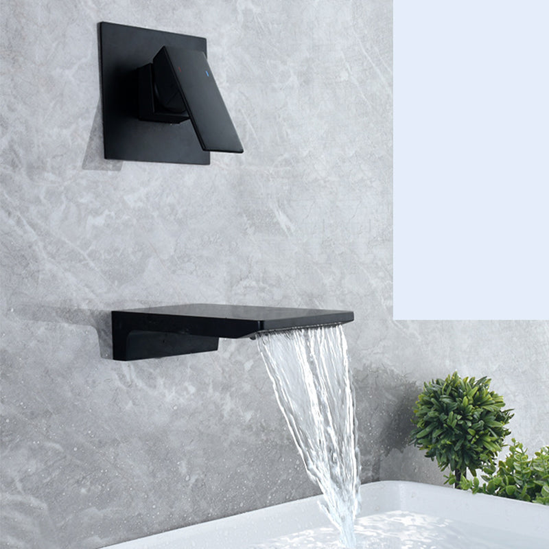 Rubinetto da bagno a parete monocomando a cascata - Bocca a cascata - Desfino