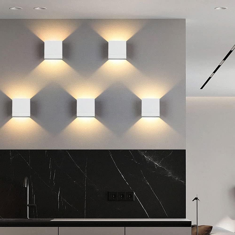 מנורת קיר אלחוטית מתכווננת הנטענת באמצעות USB Lumiara — תאורה למשך 65 שעות - Desfino
