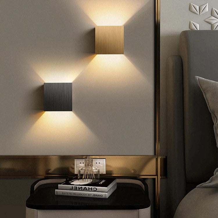 Nordycka kinkietowa lampa LED Asterra 6W — minimalistyczna, ciepłe/zimne białe światło - Desfino