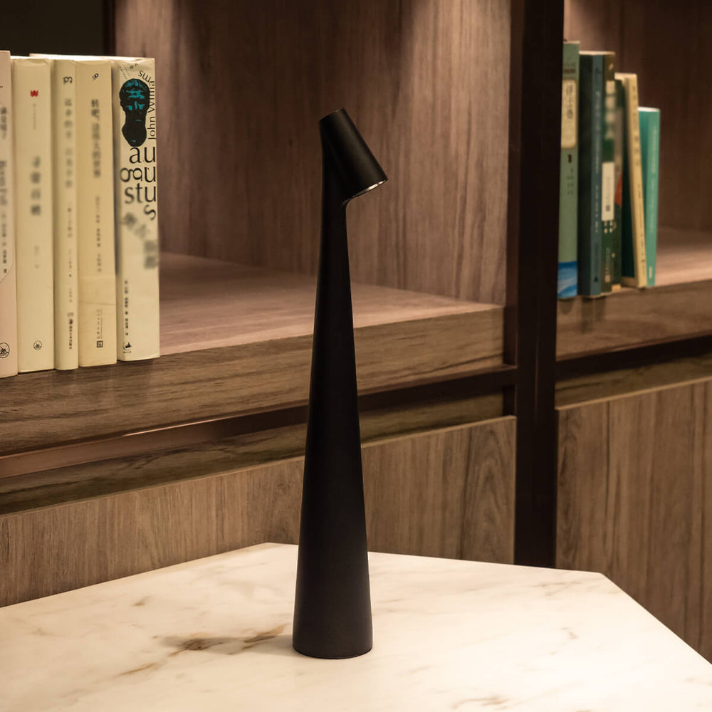 Lampada da tavolo LED ricaricabile Nordic — Luce d'accento senza fili - Desfino