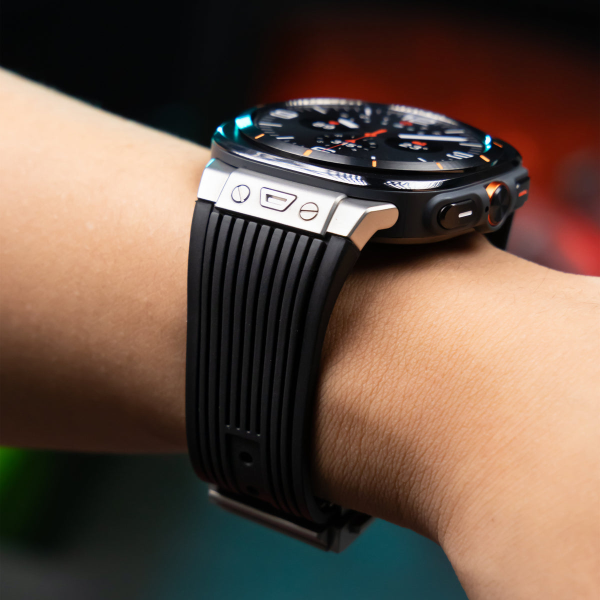 Mavero silikonrem for Samsung Watch Ultra - konturtilpasset - Desfino