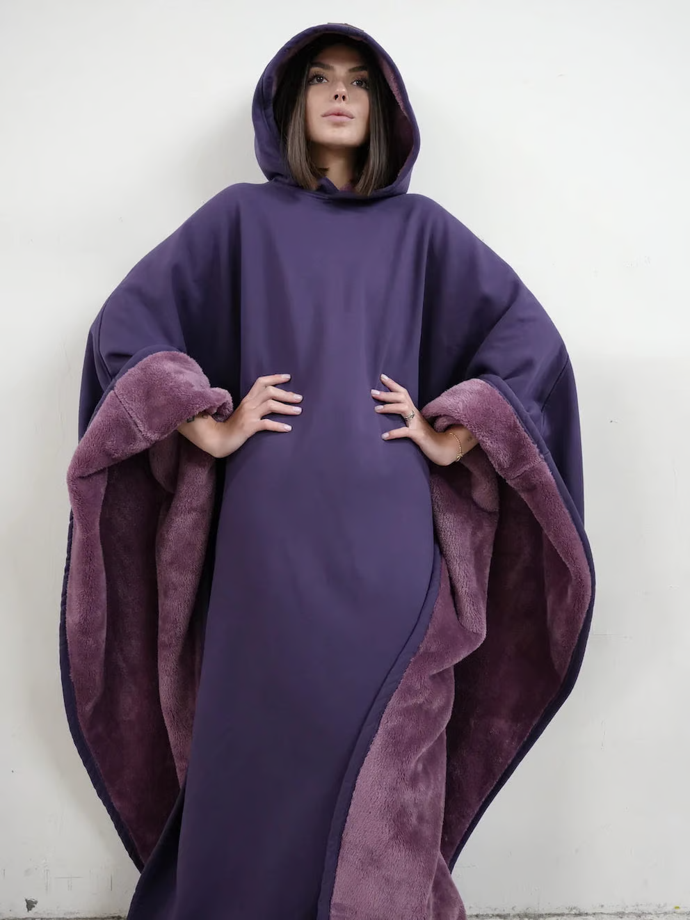 Mikina s kapucí ArcticFlare LumaWeave — oversize střih, ultra měkká, proti stresu - Desfino