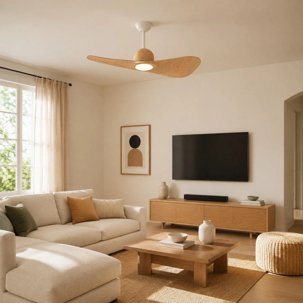 Deckenventilator mit hutähnlicher Leuchte und zwei Flügeln, integrierter LED-Diffusor