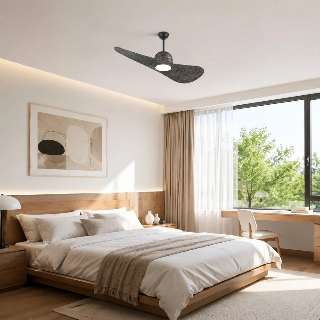 Deckenventilator mit hutähnlicher Leuchte und zwei Flügeln, integrierter LED-Diffusor