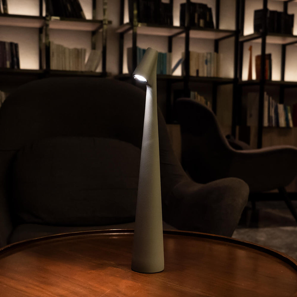 Lampada da tavolo LED ricaricabile Nordic — Luce d'accento senza fili - Desfino