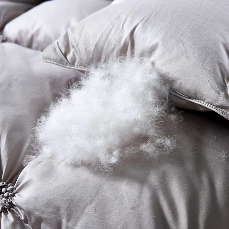 AuroraNest Cozy Down Blanket — Elegant Warmth for Restful Nights - Desfino