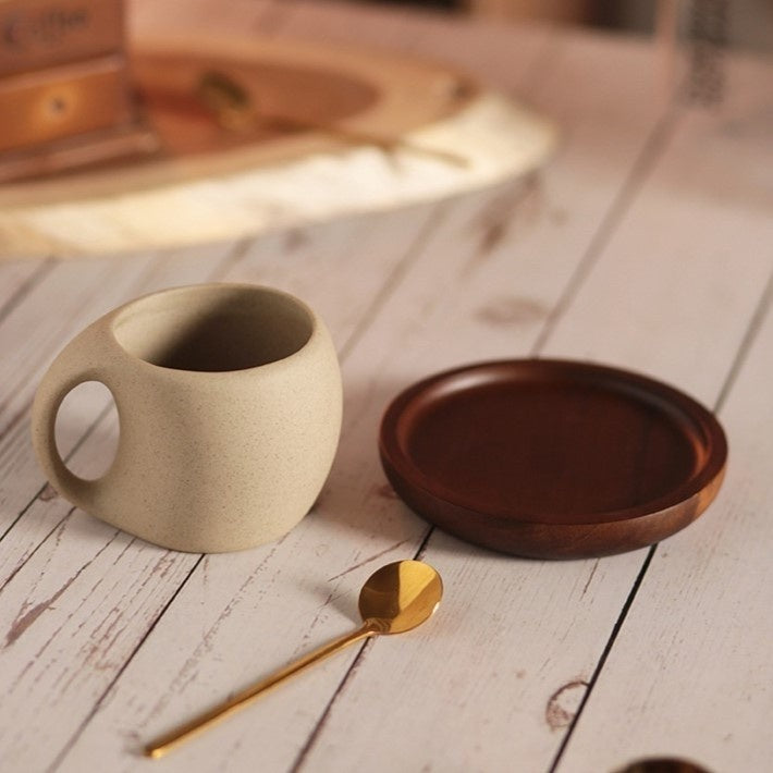 Zestaw ceramicznych kubków KairoWaves 250ml — bambusowy spodek, łyżeczka ze stali nierdzewnej - Desfino