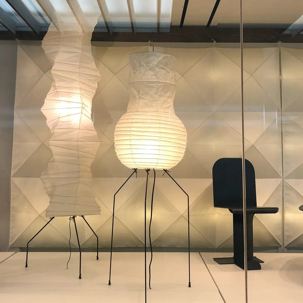 Hikaru slank gulvlampe inspirert av Japan, i rispapir - Desfino