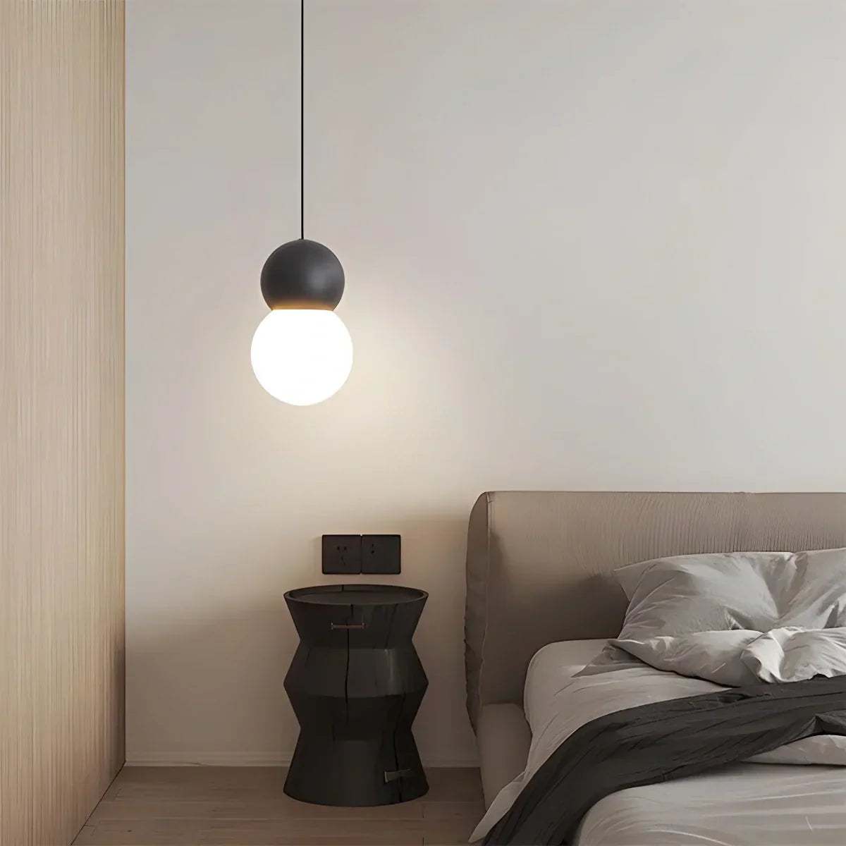 Kugelförmige Hängelampe im Creme-Stil, kleine Nachttischlampe | Desfino