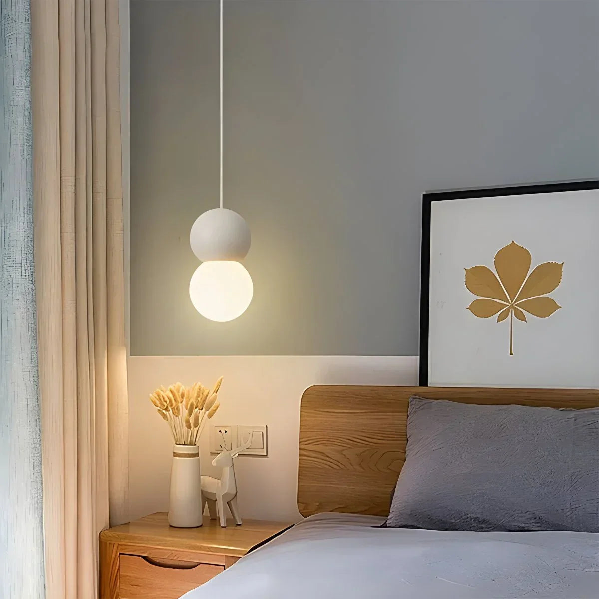Kugelförmige Hängelampe im Creme-Stil, kleine Nachttischlampe | Desfino