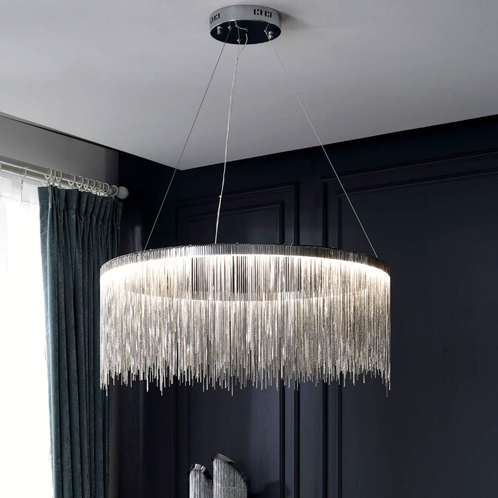 Moderner Kronleuchter mit Quasten im Art-déco-Stil | Desfino