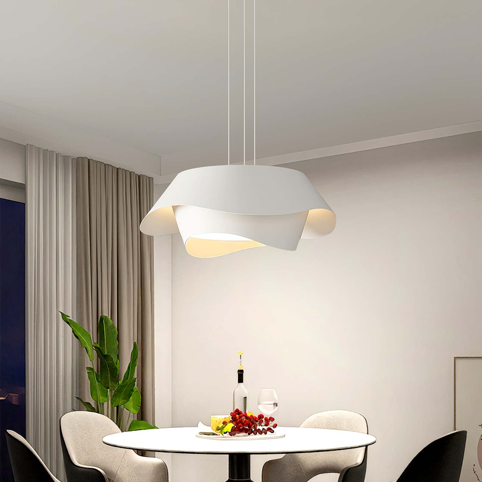 Pendelleuchte in Blumenform aus Acryl für das Esszimmer | Desfino