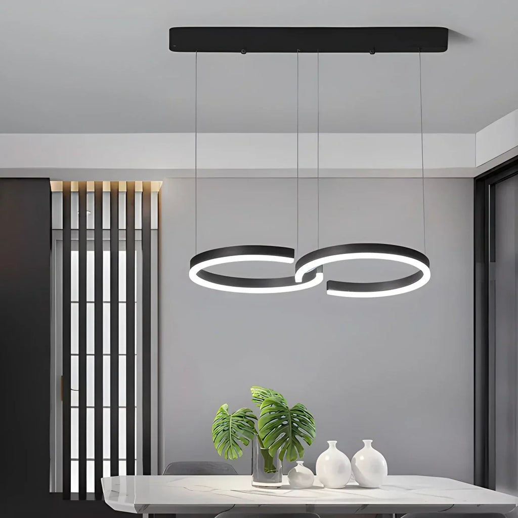 Nordische Pendelleuchte im luxuriösen Stil mit doppeltem C-Design | Desfino