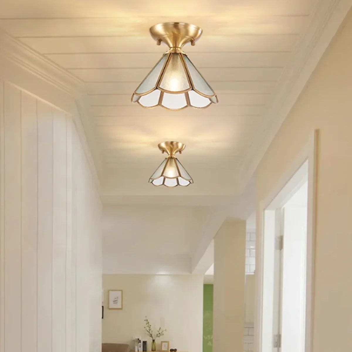 Deckenleuchte aus Kupfer und Glas im europäischen Stil – B | Desfino