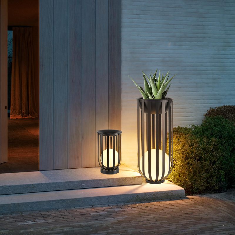 Solar Flower Stand Outdoor Floor Lamp | Desfino
