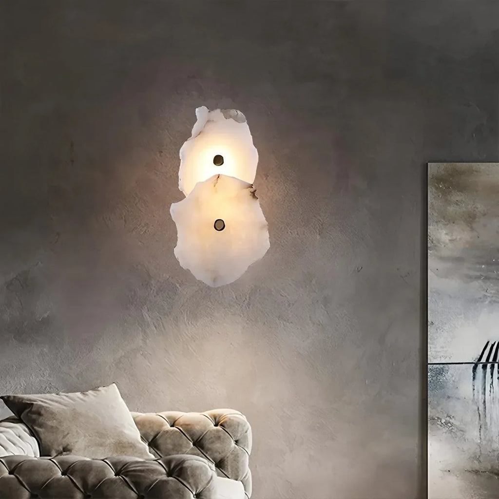 Moderne luxuriöse kunstvolle Wandleuchte aus spanischem Alabaster | Desfino