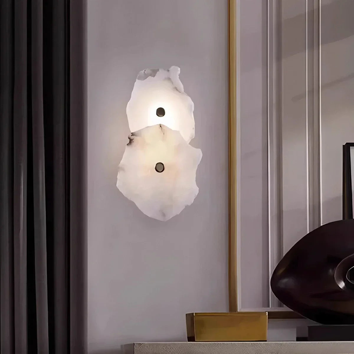 Moderne luxuriöse kunstvolle Wandleuchte aus spanischem Alabaster | Desfino