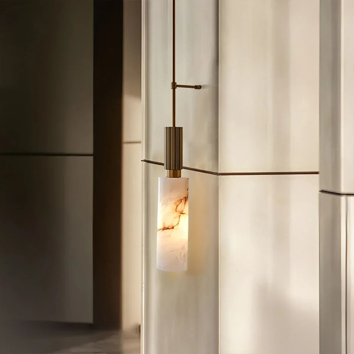 Luxuriöse lange Wandleuchte aus spanischem Alabaster | Desfino