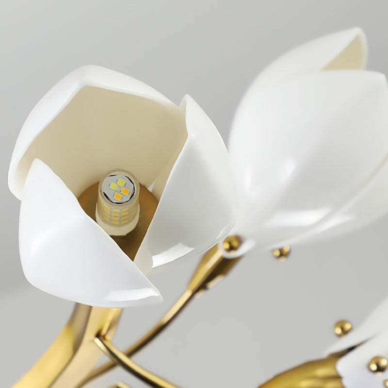 Magnolien-Kronleuchter aus Keramik | Desfino
