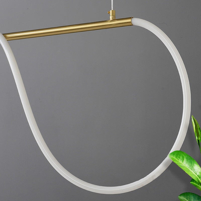 Moderne LED-Pendelleuchte mit langem Kabel für das Esszimmer | Desfino