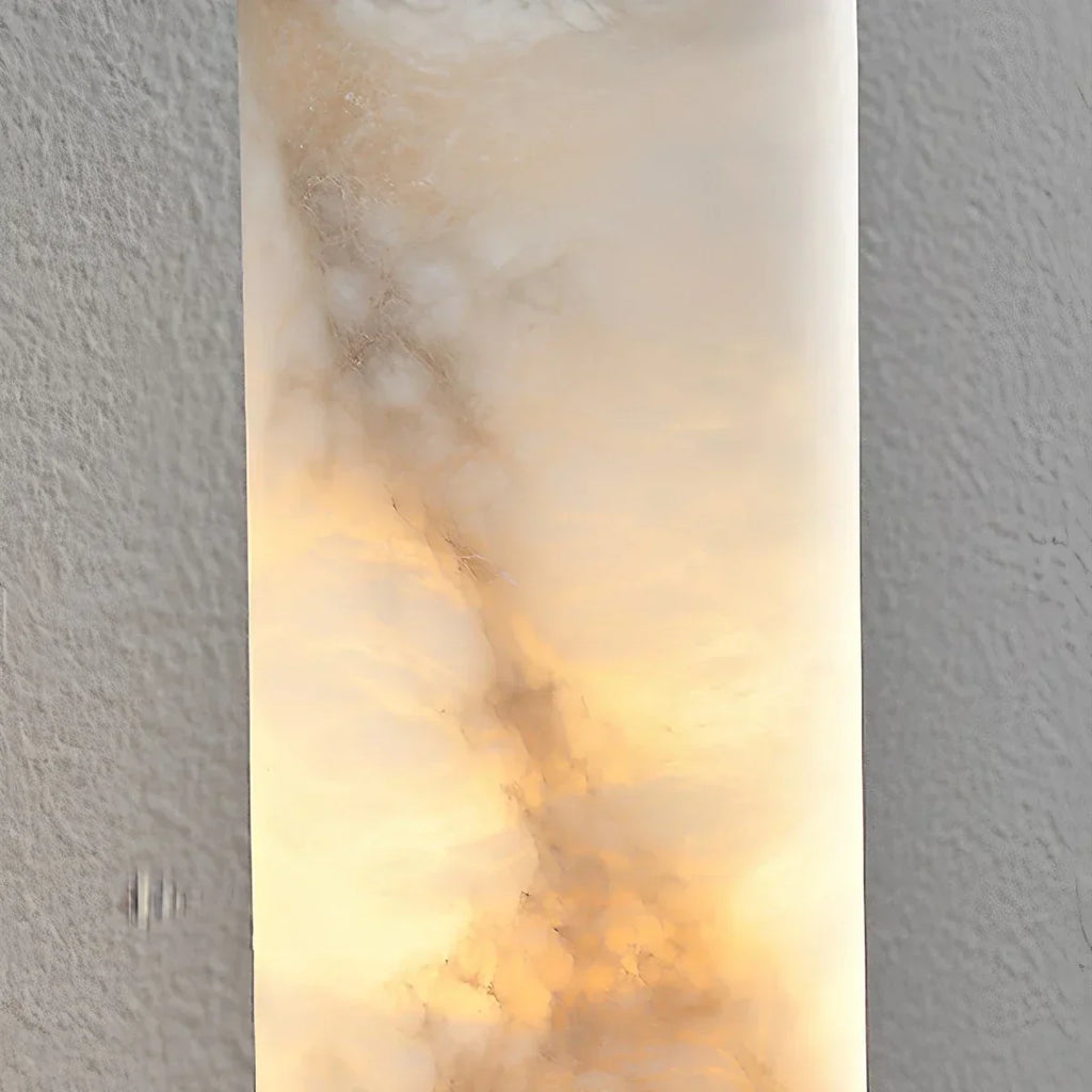 Moderne längliche Wandleuchte aus spanischem Alabaster | Desfino