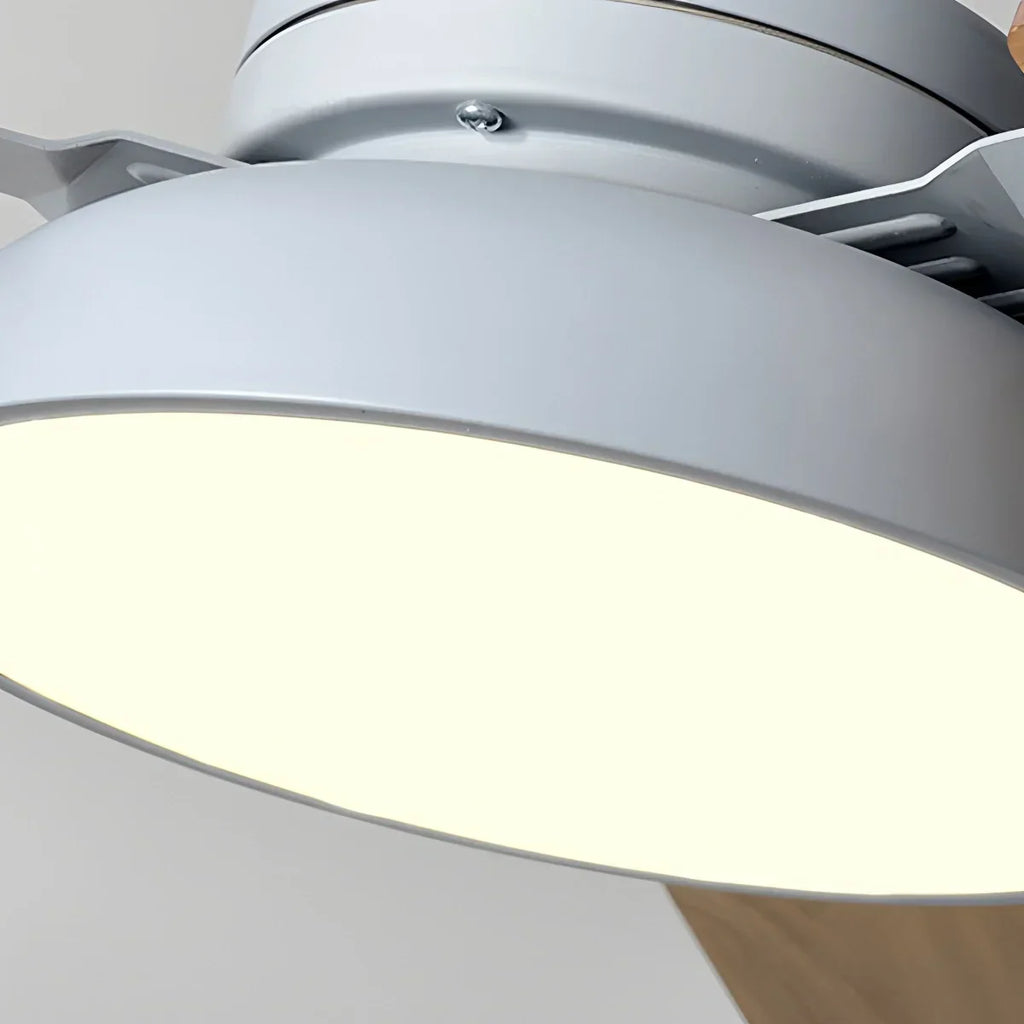 Moderne minimalistische Deckenventilatorleuchte mit drei Blättern | Desfino