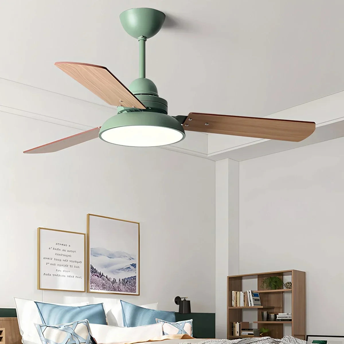 Moderne minimalistische Deckenventilatorleuchte mit drei Blättern | Desfino