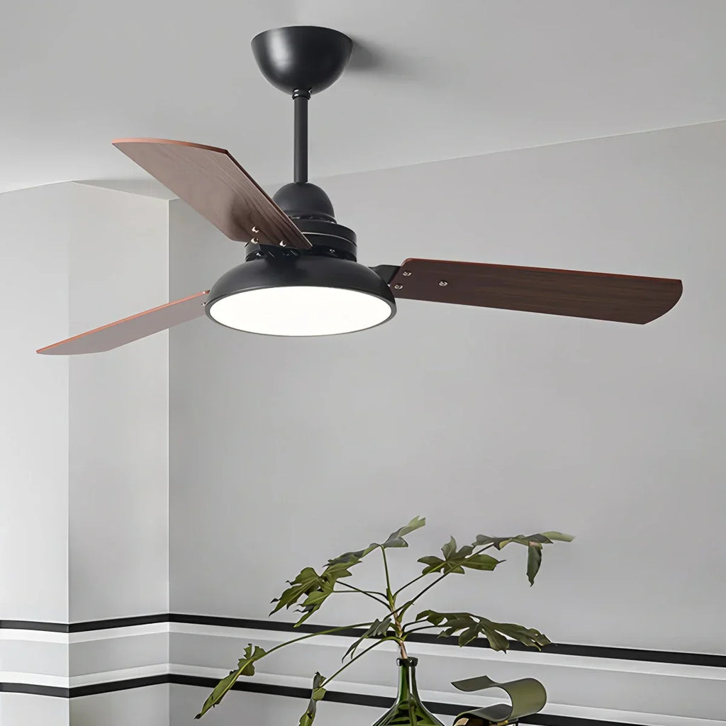 Moderne minimalistische Deckenventilatorleuchte mit drei Blättern | Desfino