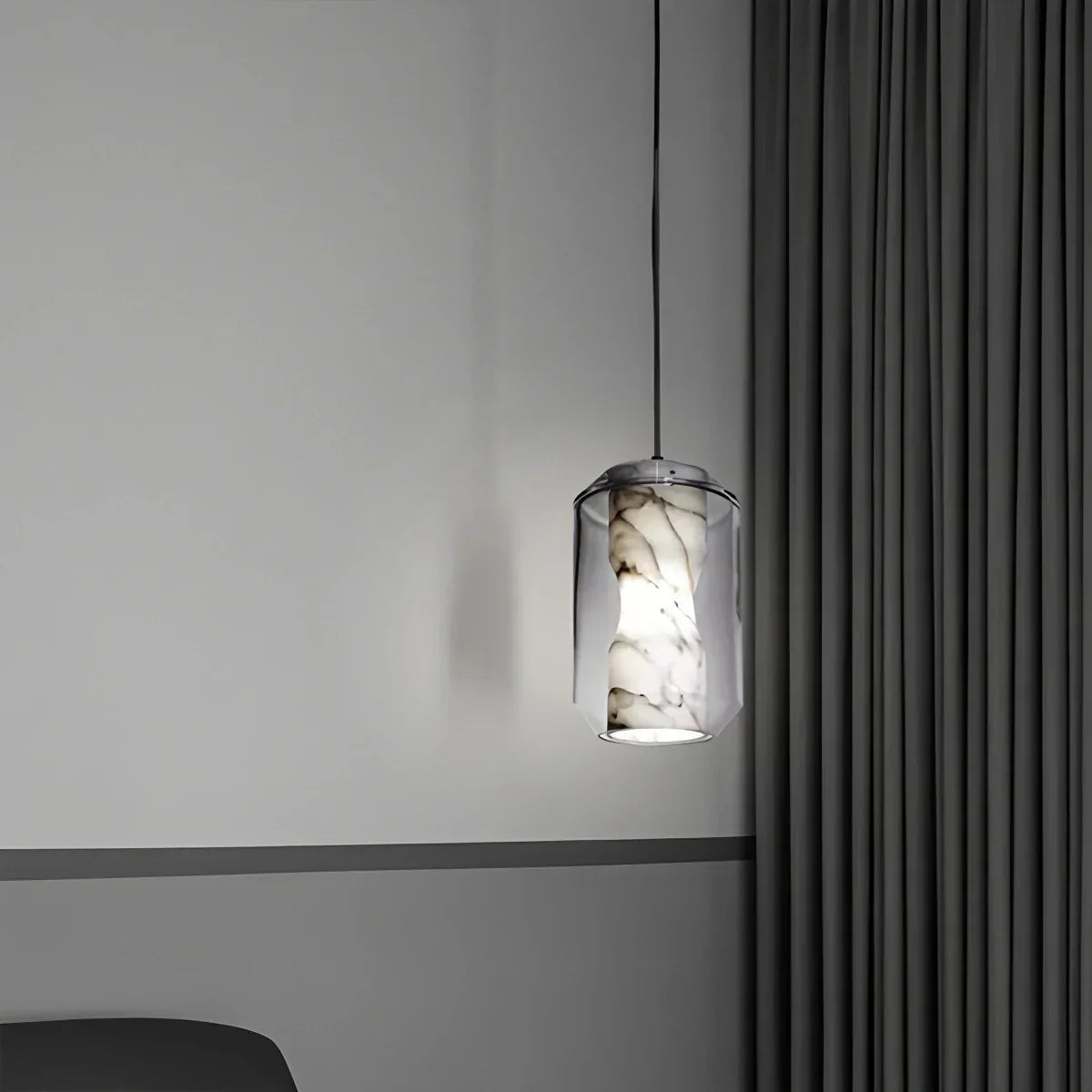 Moderne Pendelleuchte aus Alabasterglas für das Schlafzimmer | Desfino