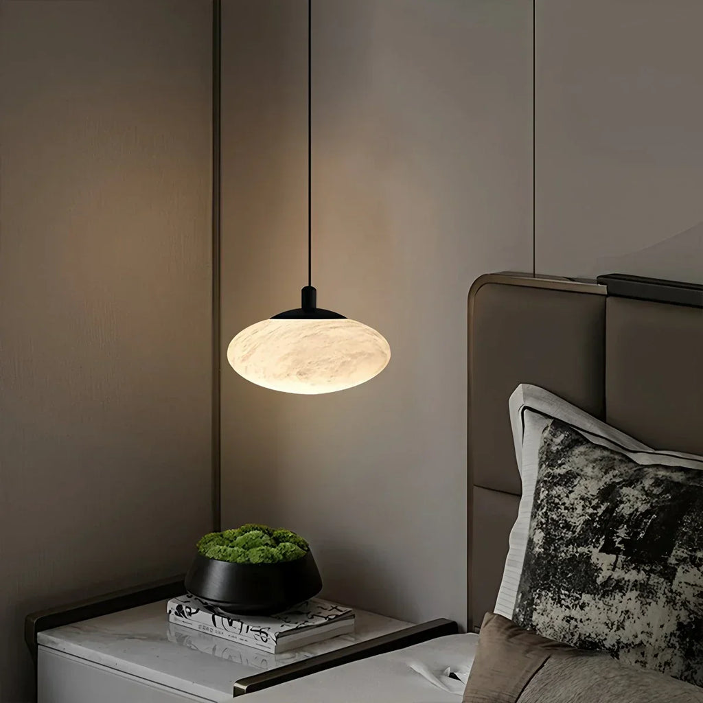 Moderne ovale Pendelleuchte aus spanischem Alabaster für das Schlafzimmer | Desfino