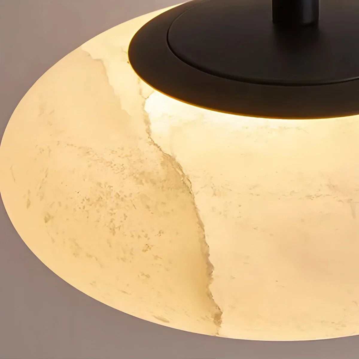 Moderne ovale Pendelleuchte aus spanischem Alabaster für das Schlafzimmer | Desfino