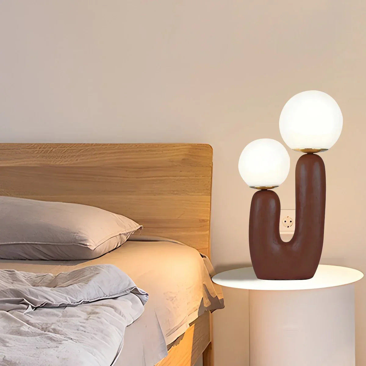 Rau strukturierte Harztischlampe | Desfino