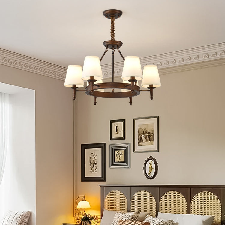 Vintage-Kronleuchter aus Metall und Stoff mit ringförmigem Design | Desfino